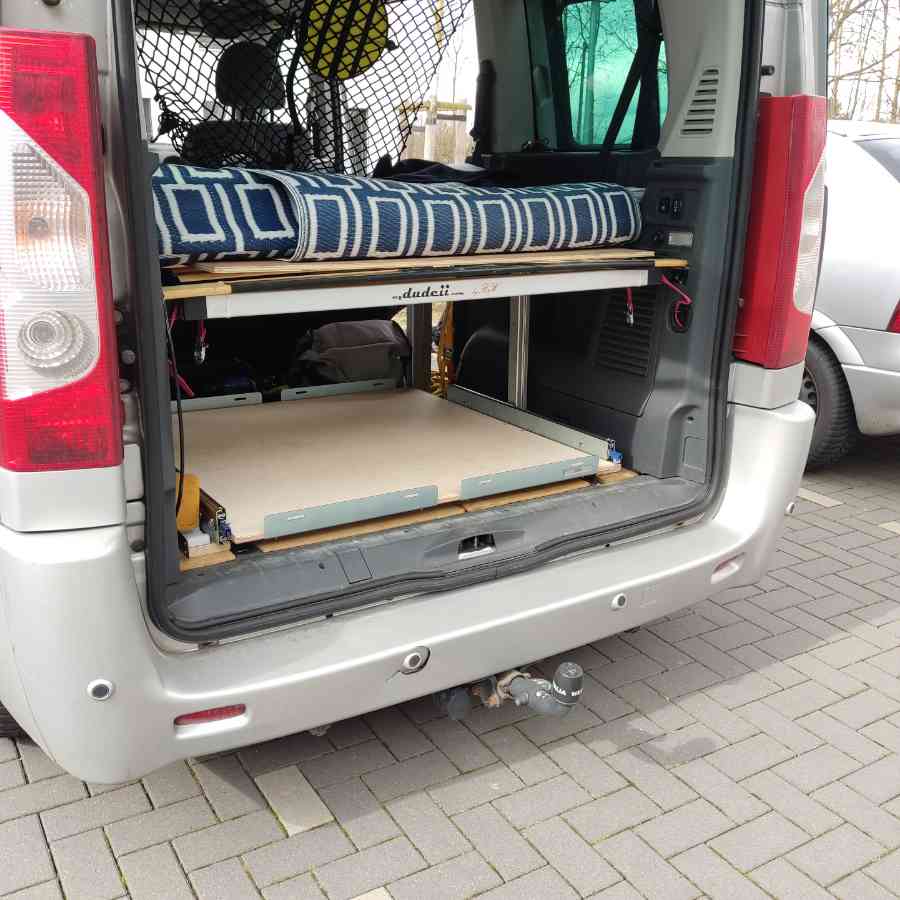 Auzug für ein Bettsystem